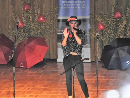 12. tradicionalni glasbeno-humoristični Valentinov koncert 74